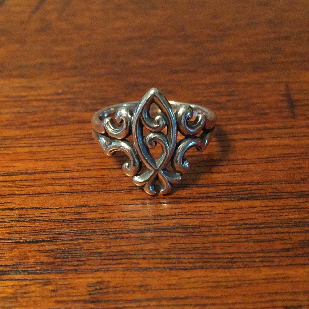 James Avery Retiring Scrolled Ichthus Ring